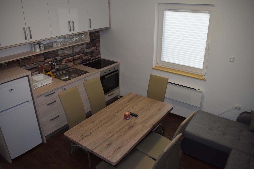 Borovnica Catez Apartamento Catez ob Savi Exterior foto