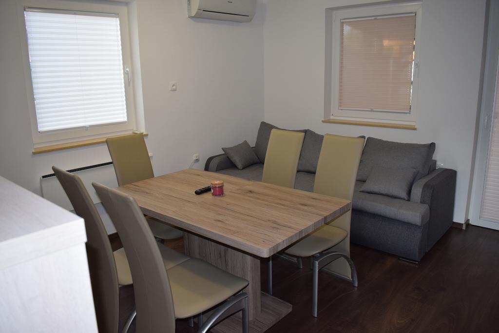 Borovnica Catez Apartamento Catez ob Savi Exterior foto