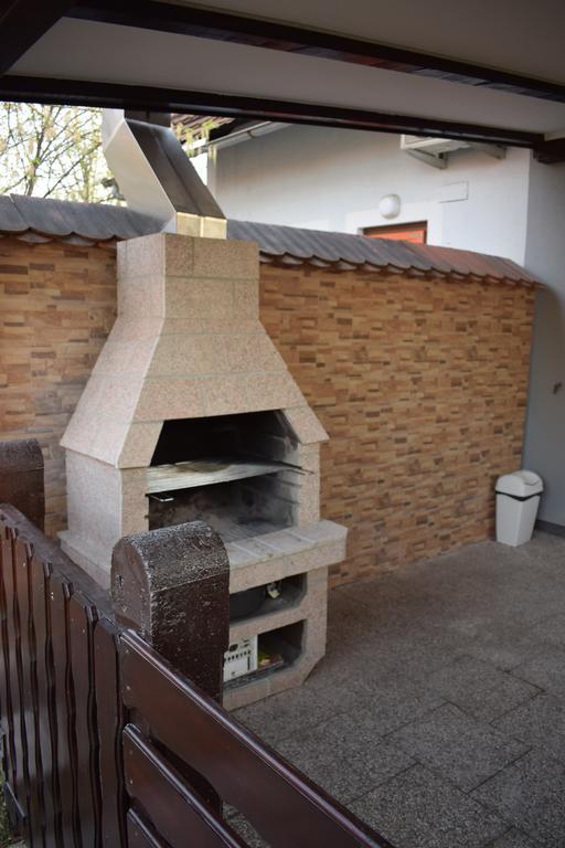 Borovnica Catez Apartamento Catez ob Savi Exterior foto