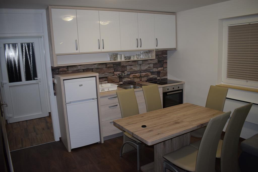 Borovnica Catez Apartamento Catez ob Savi Exterior foto
